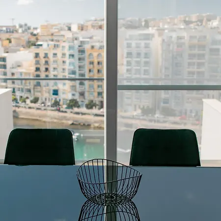 דירה Spinola Duplex Penthouse Deluxe