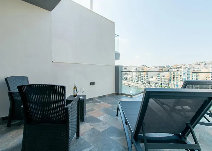 Spinola Duplex Penthouse Deluxe Lejlighed Saint Julian's