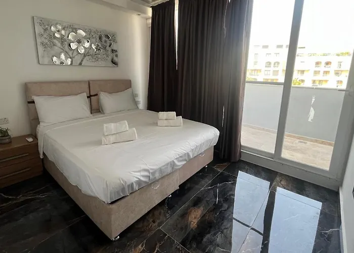 Spinola Duplex Penthouse Deluxe Appartement San Ġiljan