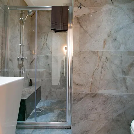 Spinola Duplex Penthouse Deluxe شقة