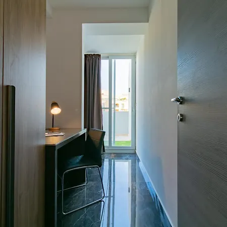 Spinola Duplex Penthouse Deluxe شقة *
